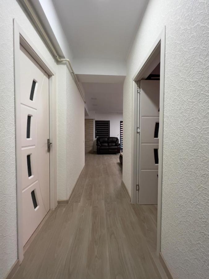 Aniversarium Grand Apartment Navodari Exterior photo